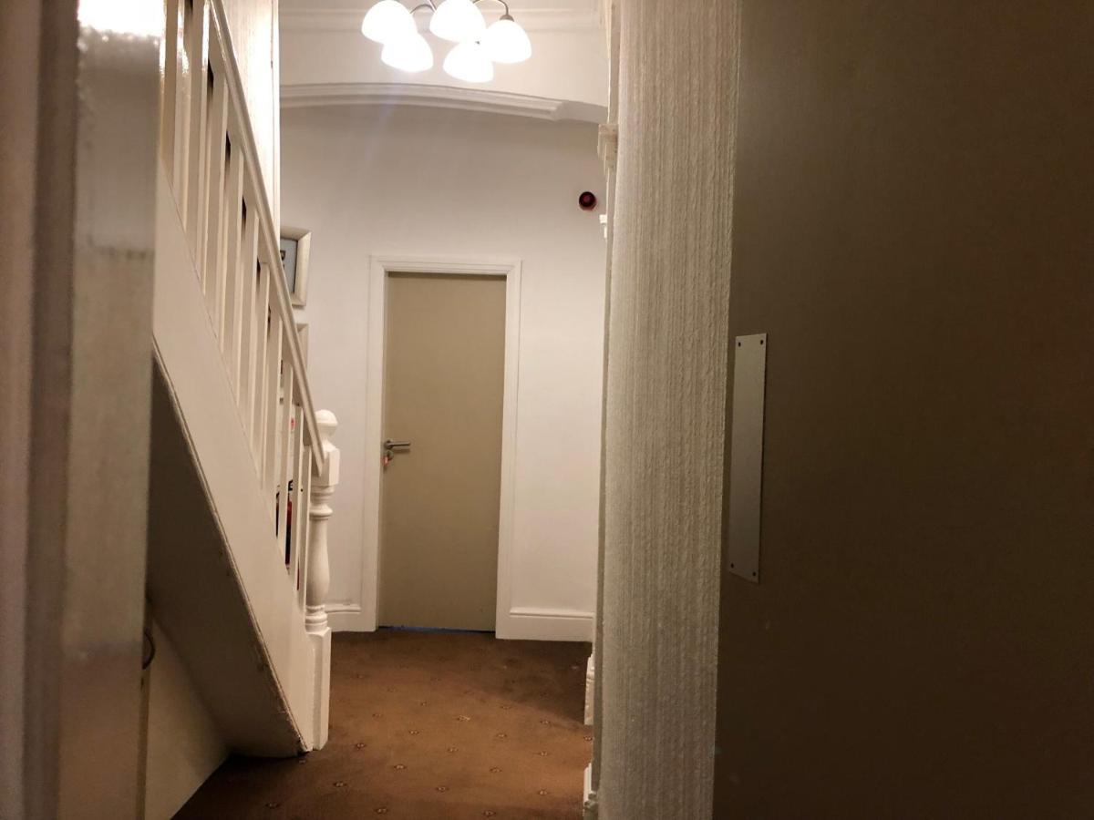 The Banjo Guesthouse بوتل المظهر الخارجي الصورة