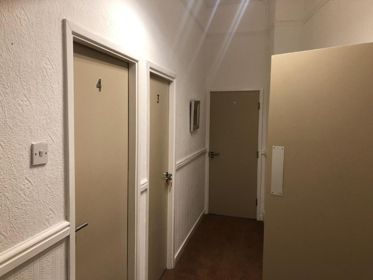 The Banjo Guesthouse بوتل المظهر الخارجي الصورة